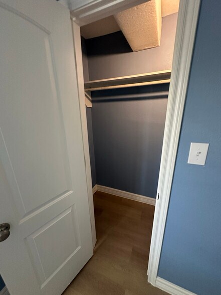 Building Photo - 11203 Belair Dr