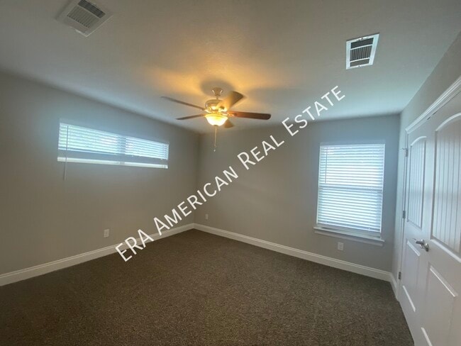 Building Photo - 8461 Laredo St