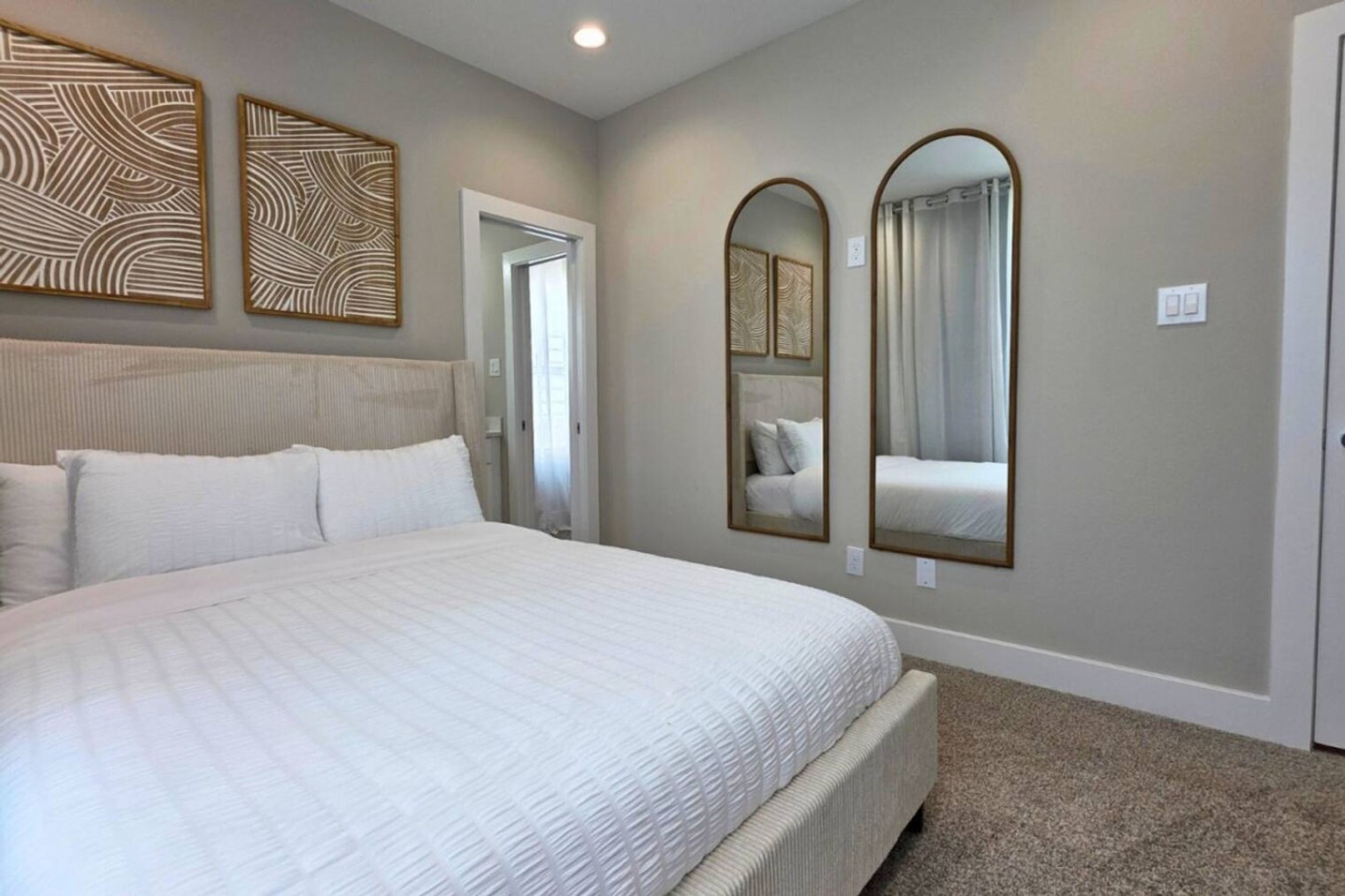 Building Photo - 8326 Curry Rd