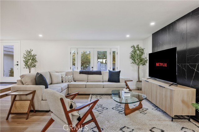 Building Photo - 25266 Pacifica Ave