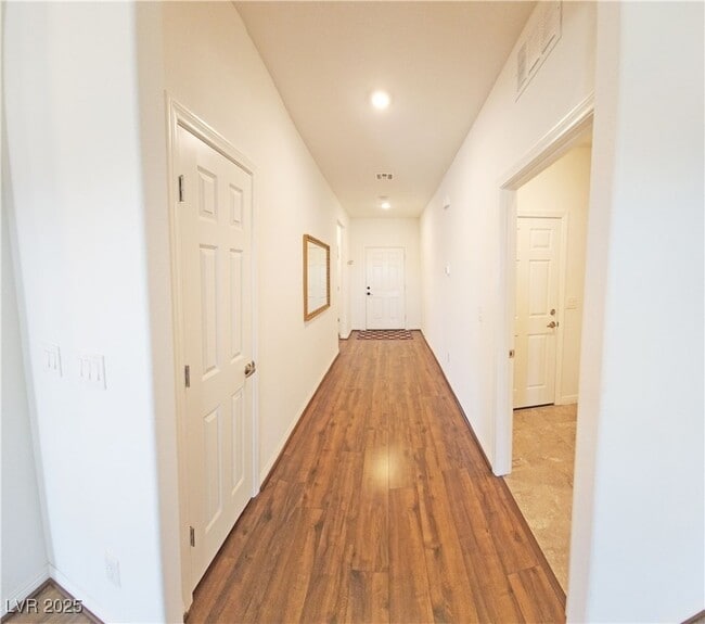 Building Photo - 3575 E Wallowa Dr