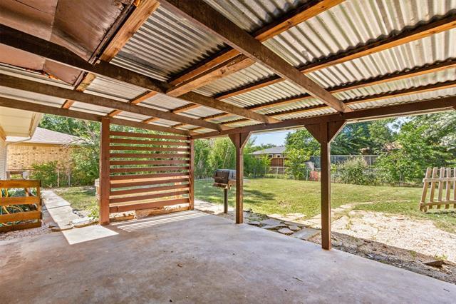 Building Photo - 215 Jasanda Way