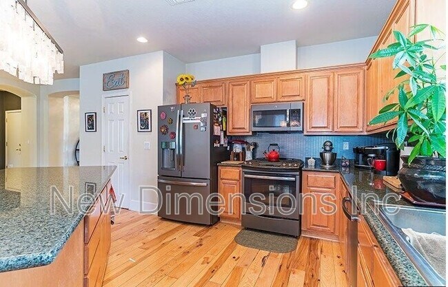 Building Photo - 7891 Morgan Pointe Cir