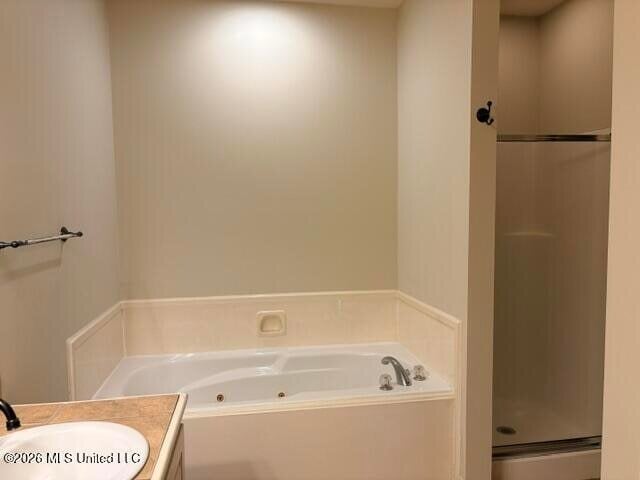 Building Photo - 710 Wedgewood Ct