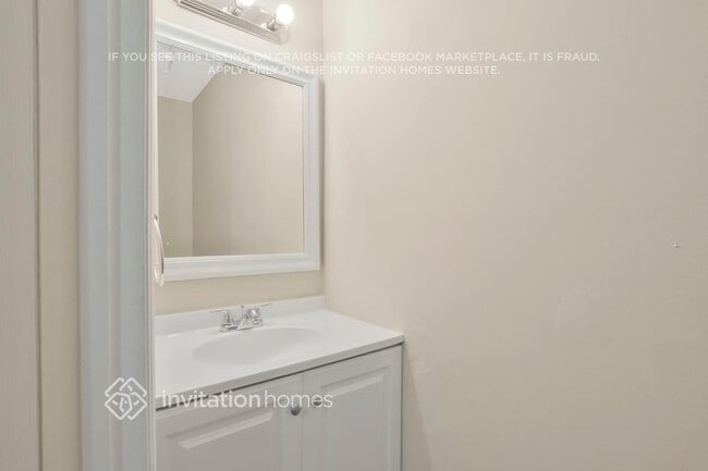 Building Photo - 651 Fairforest Ct