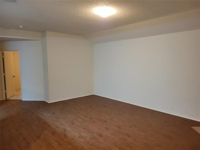 Building Photo - 703 River Run Dr