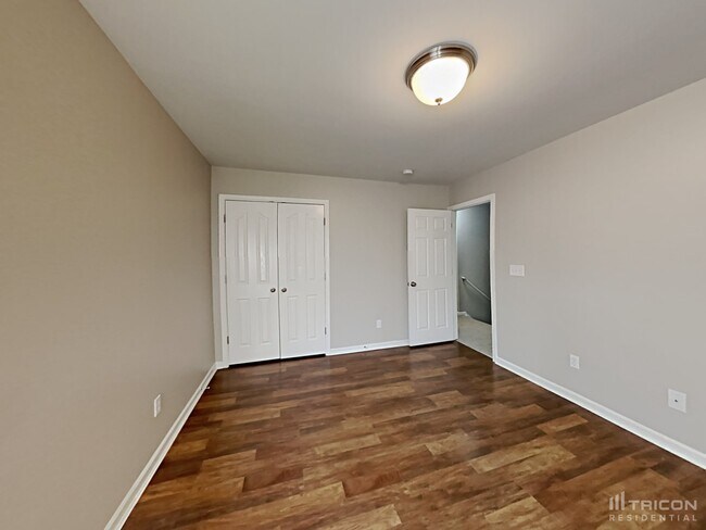 Building Photo - 7219 William Reynolds Dr