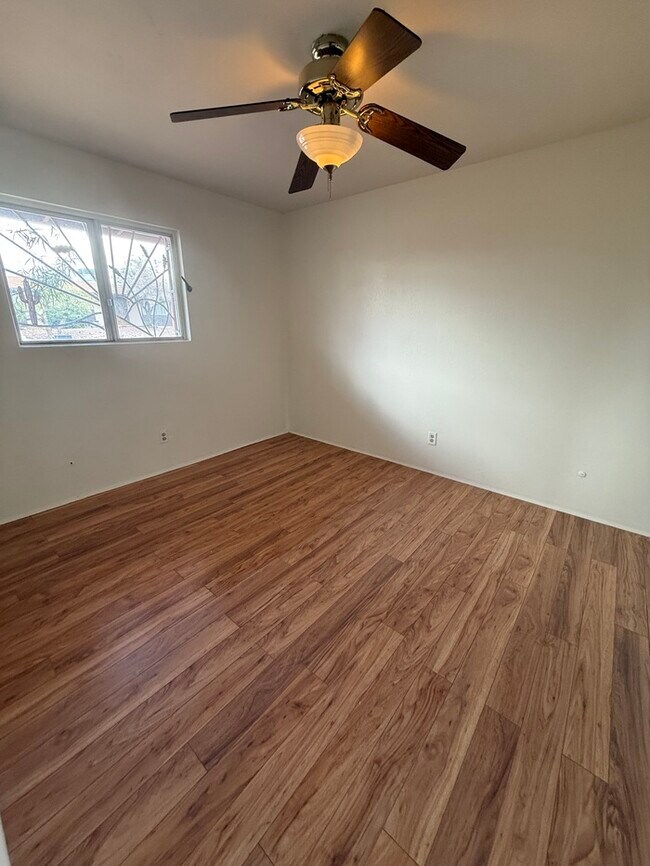 Building Photo - HOUSE FORE RENT