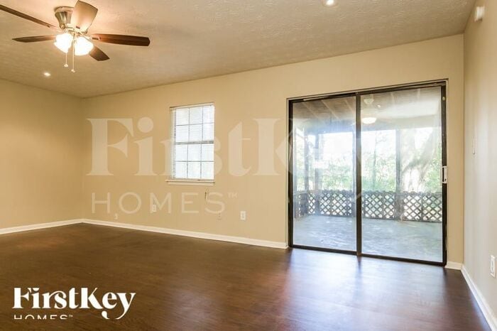 Building Photo - 1650 Freedom Valley