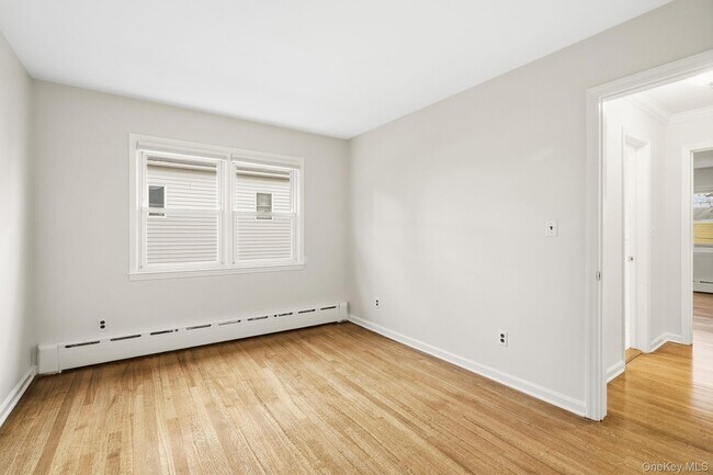 Building Photo - 222 Park Ave