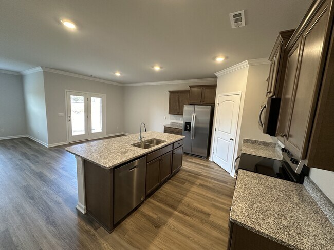 Building Photo - 231 Antler Ridge Dr