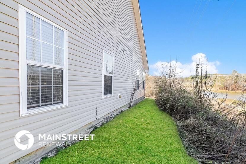 Building Photo - 6700 Browns Mill Ferry Dr