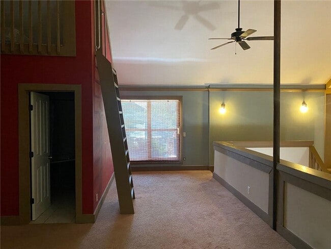 Building Photo - 1256 Chambers Rd