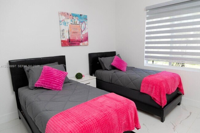 Building Photo - 17575 SW 280th St