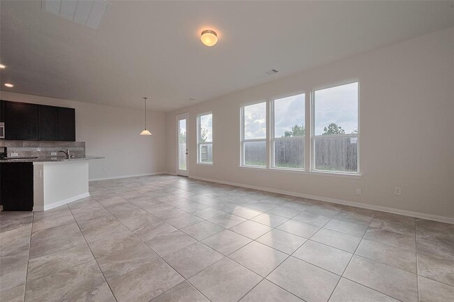 Building Photo - 16360 Oakside Hollow Ln