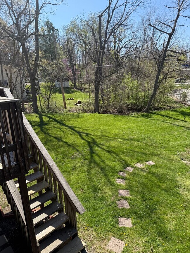 Building Photo - 3 BR / 3 BA Single-family home near Ellettsville