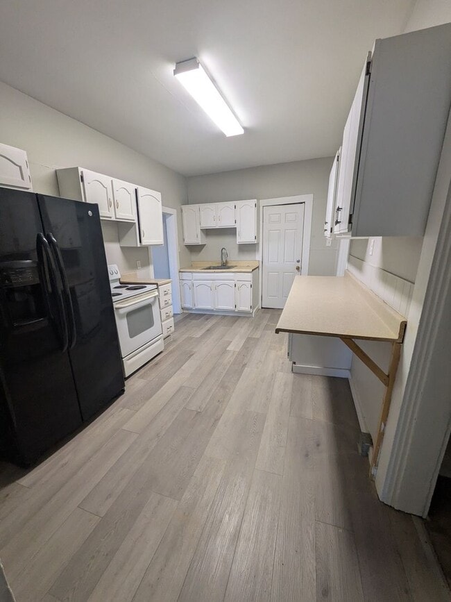 Building Photo - 452 St Frances Cabrini Ave