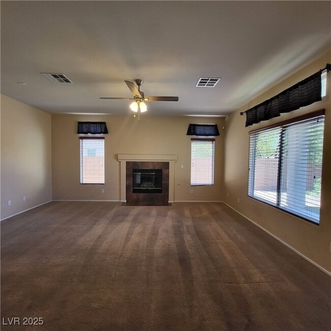 Building Photo - 1720 Flores Ln