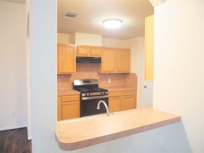 Building Photo - 2311 Flint Brook Ct