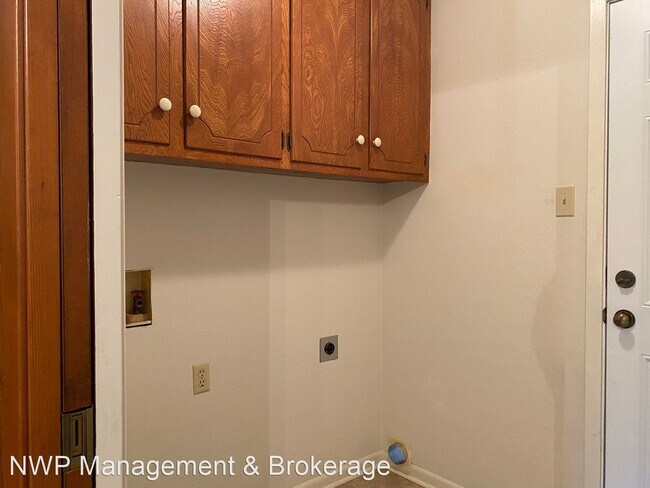 Building Photo - 2 br, 1 bath House - 1618 Susan Dr.