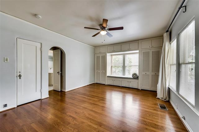 Building Photo - 4210 Normandy Ave