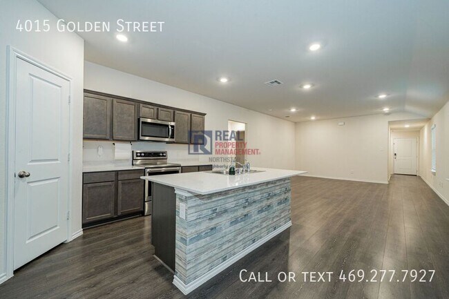 Building Photo - 4015 Golden St