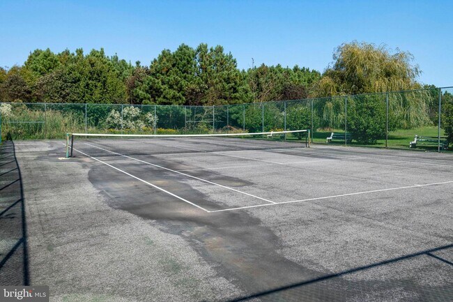 Building Photo - 6670 Cedar Cove Rd