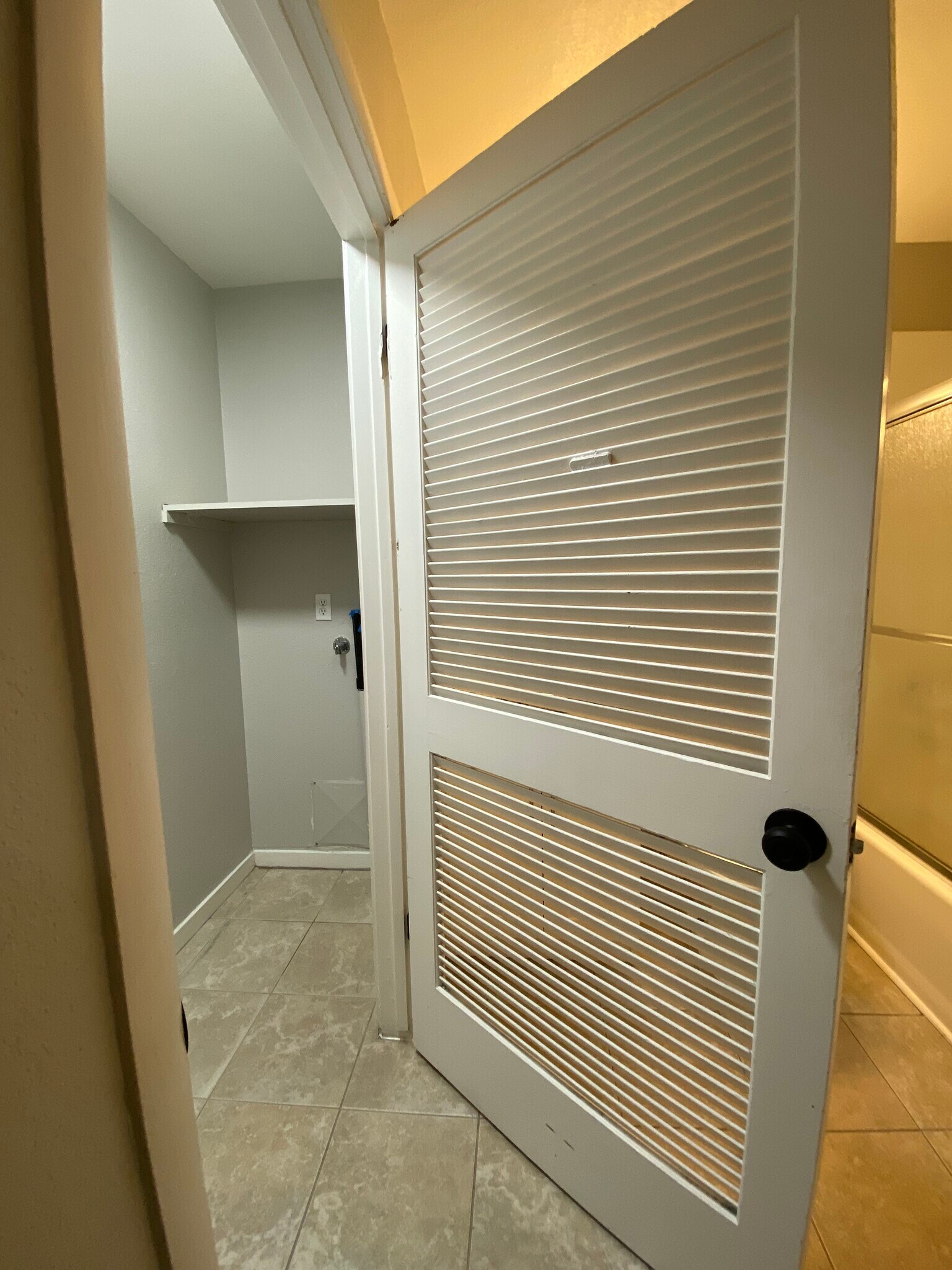 Laundry Room-Washer/Dryer Hookups - 6329 Morgan Pl