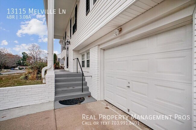 Building Photo - 13115 Melville Ln