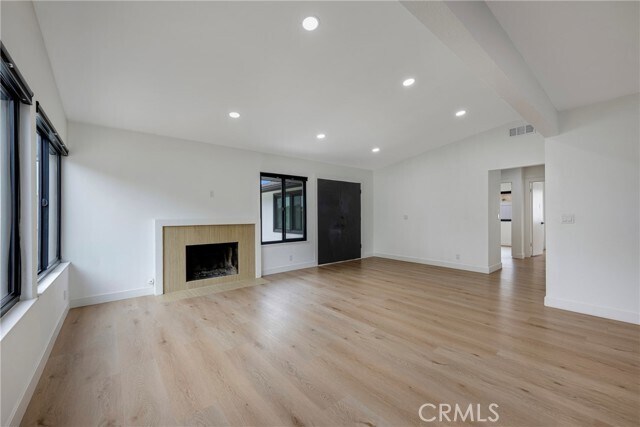 Building Photo - 5402 N Jefferson St