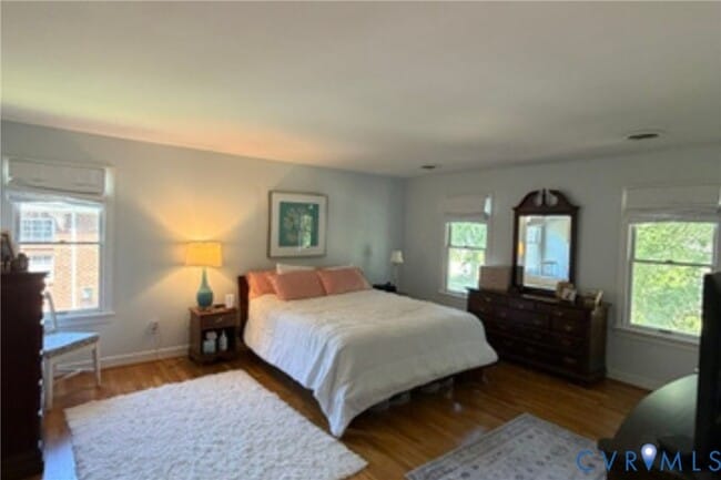 Building Photo - 504 Gaslight Dr
