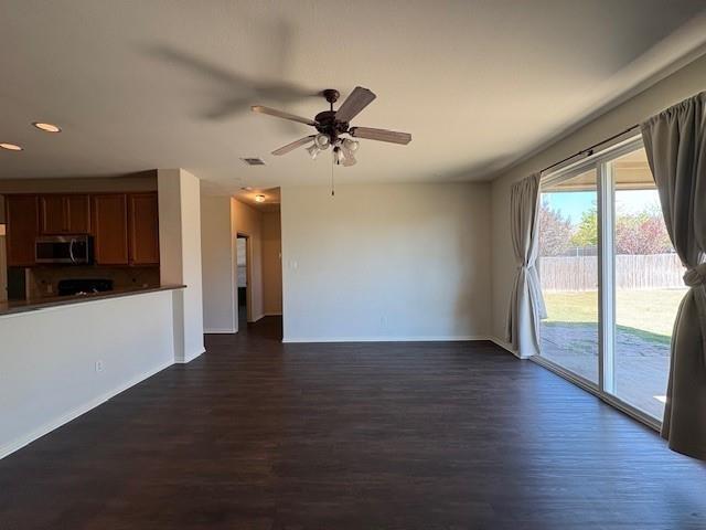 Building Photo - 612 Sage Brush Dr