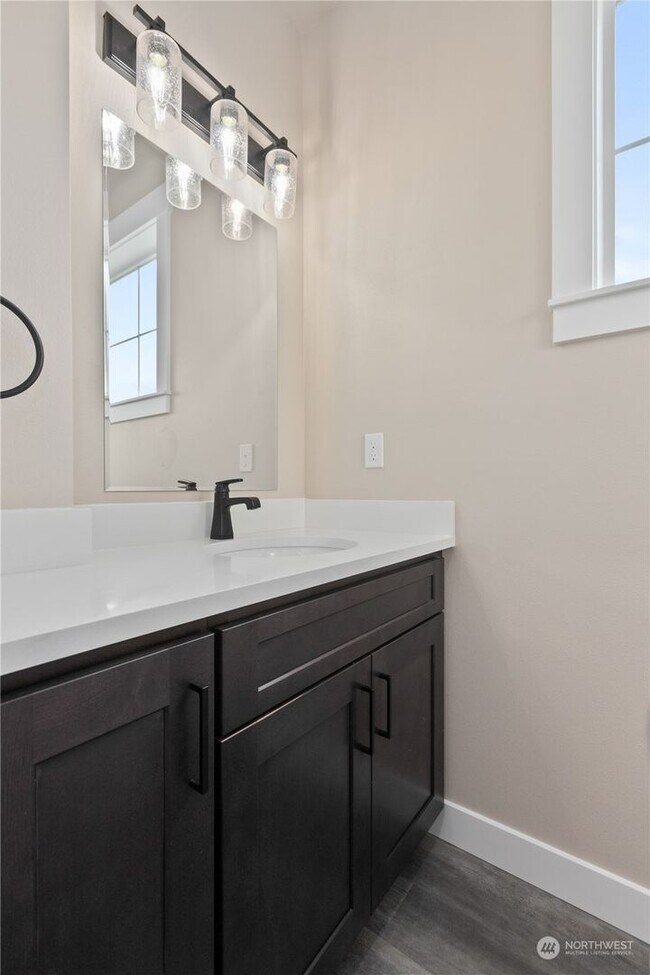 Building Photo - 2217 DeJong Dr