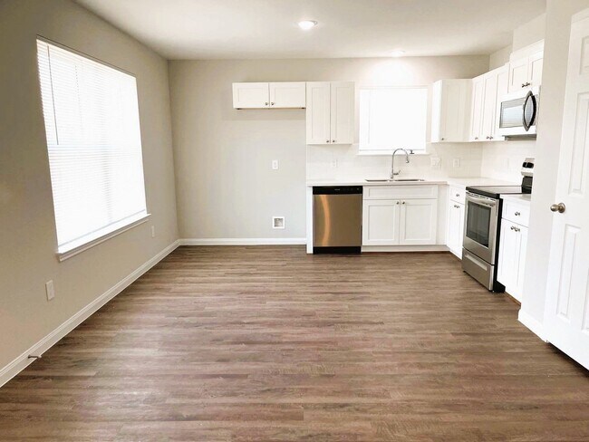 Building Photo - 340 Rd 5105