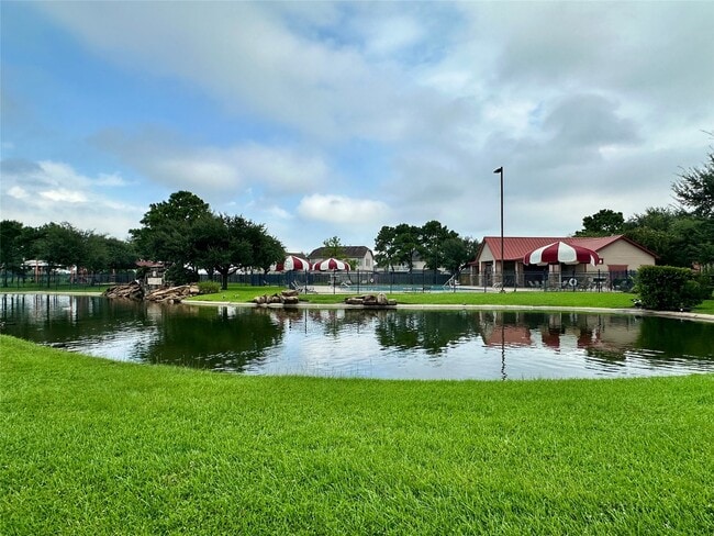 Building Photo - 6731 Providence View Ln