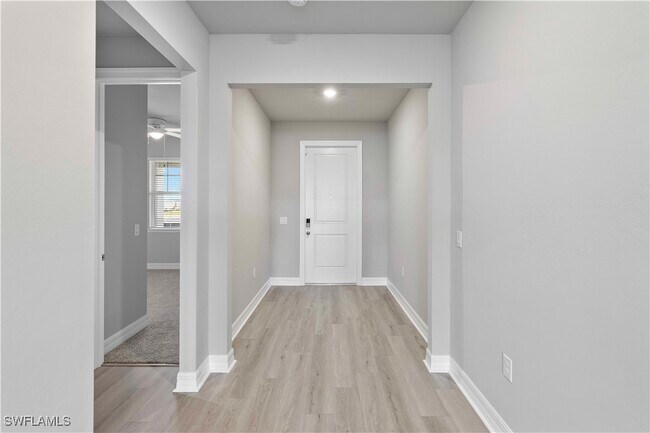 Building Photo - 16420 Seven Lks Ave