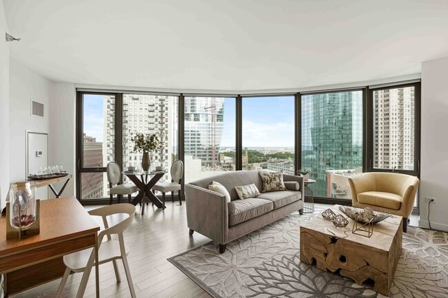 Building Photo - 998 S State St