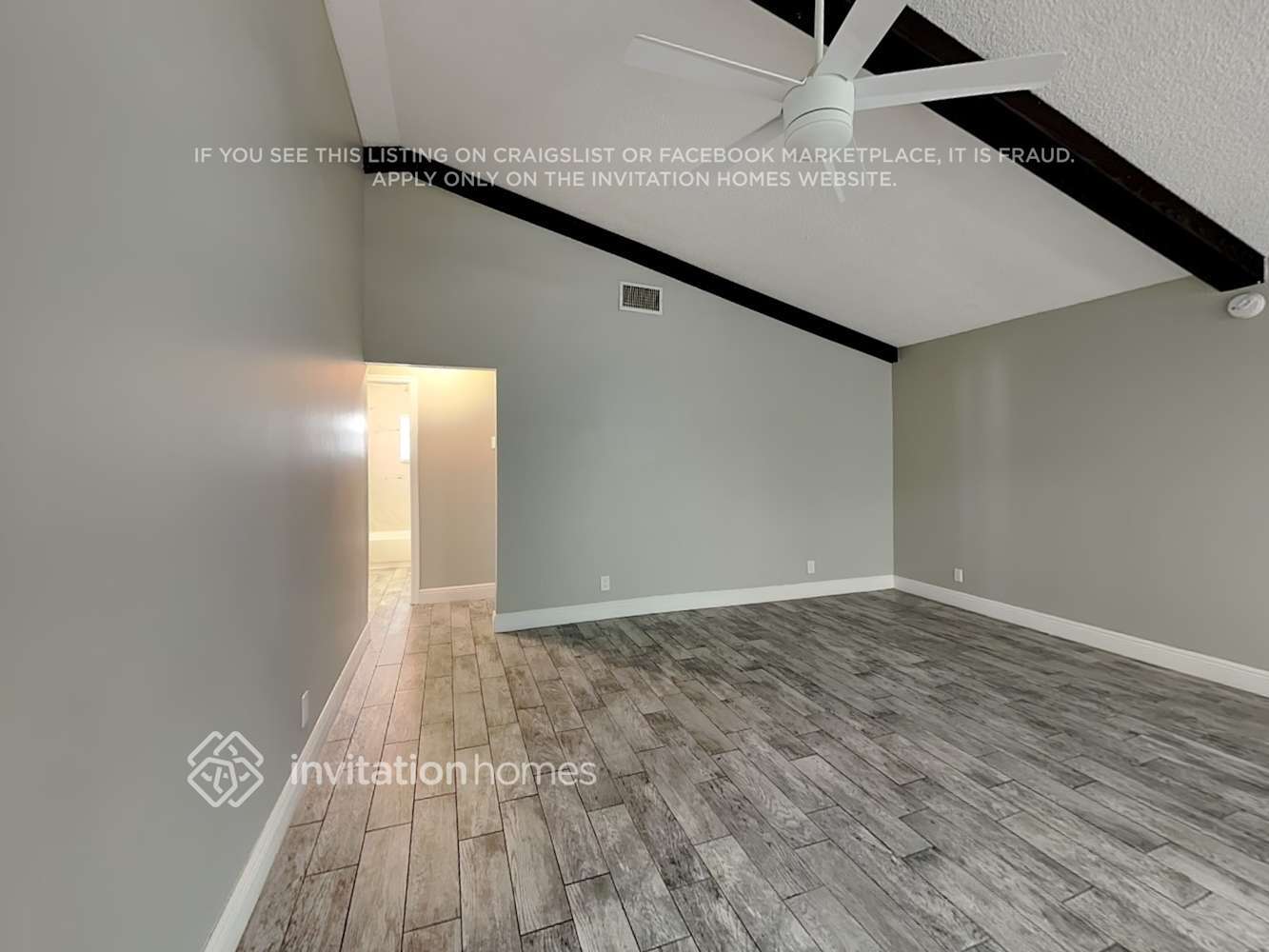 Building Photo - 19545 Carolina Cir
