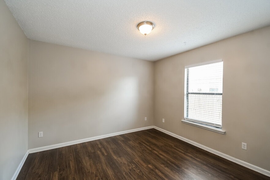 Building Photo - 3746 August Crossing Ct