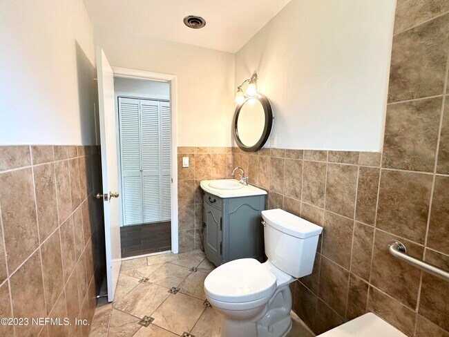 Building Photo - 5093 Ortega Cove Cir