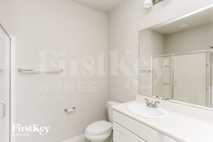 Building Photo - 616 Ava Trl