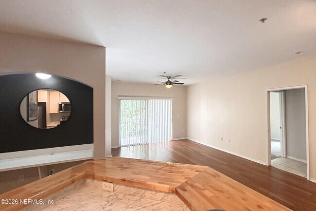 Building Photo - 535 Florida Club Blvd