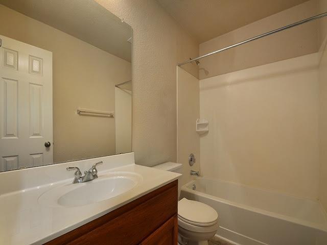 Building Photo - 18924 Alnwick Castle Dr