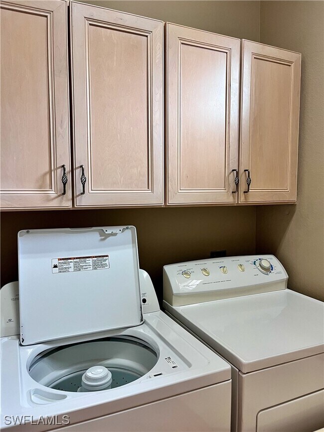 Building Photo - 190 Shadroe Cove Cir