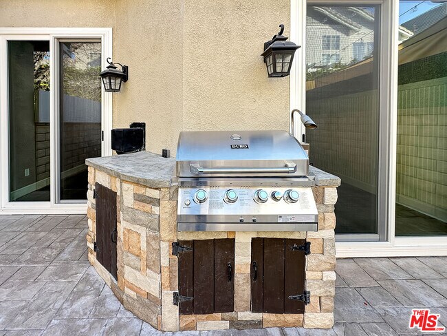 Building Photo - 27109 Teton Trail