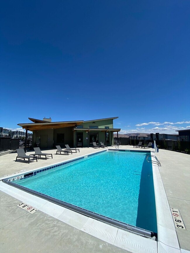 Building Photo - CC, LLC - Bldg 20