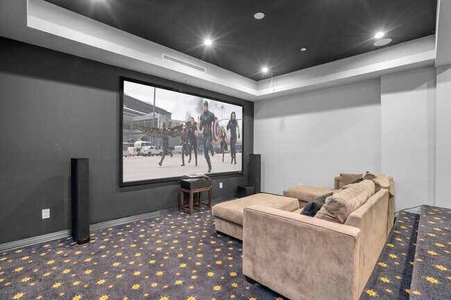 Building Photo - 331 Canon Dr