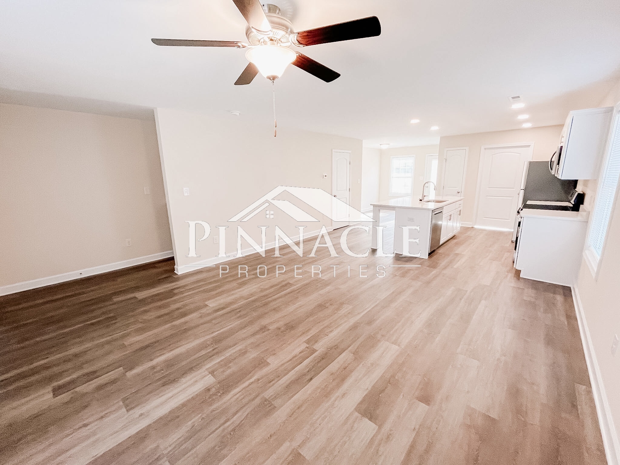 Building Photo - 209 Munford St