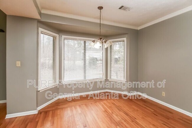 Building Photo - 3831 Eden Glen Dr SE