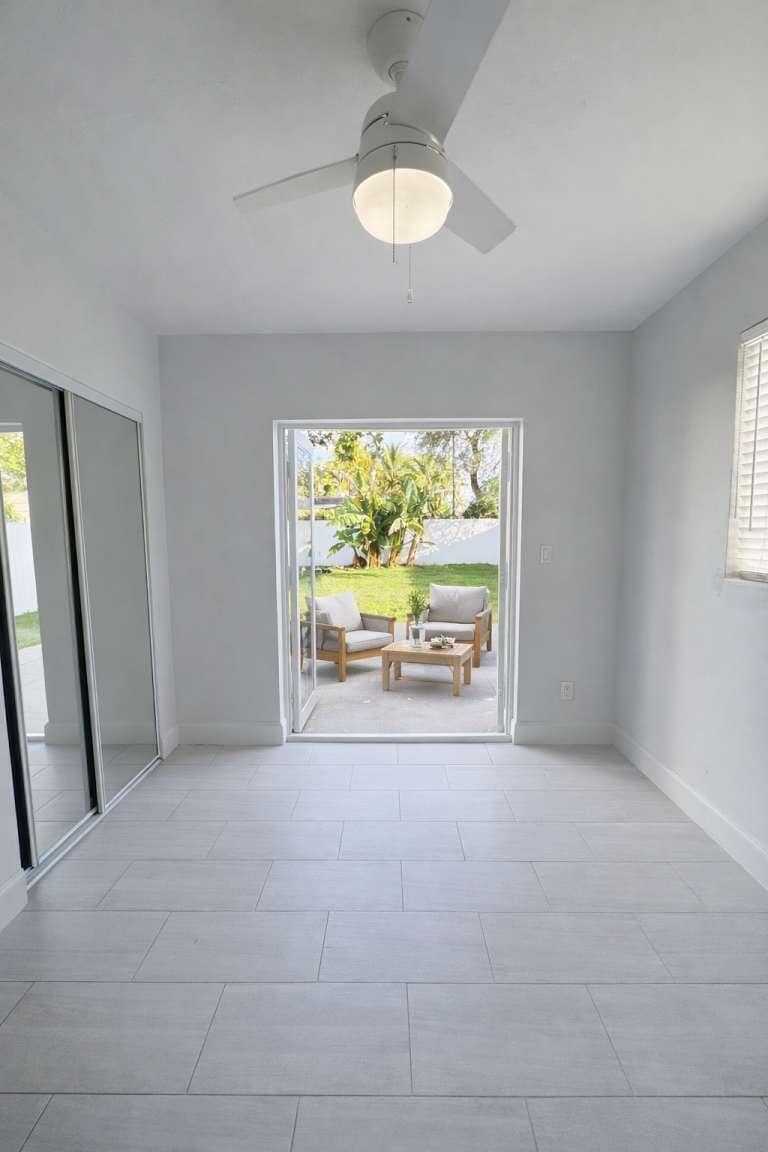 Building Photo - 1251 NE 211th Ter